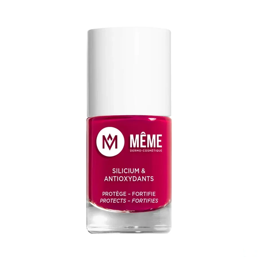 Même Vernis à Ongles au Silicium