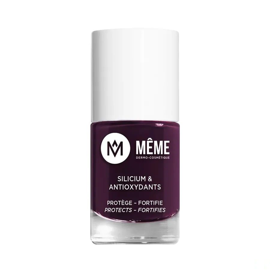 Même Vernis à Ongles au Silicium