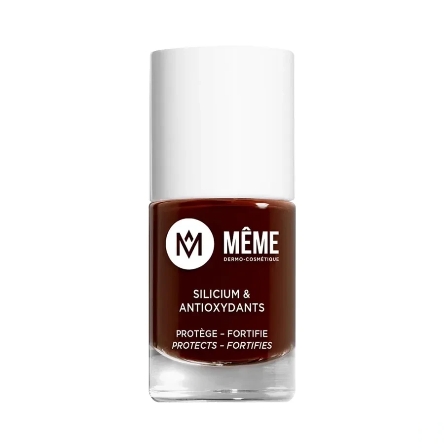 Même Vernis à Ongles au Silicium