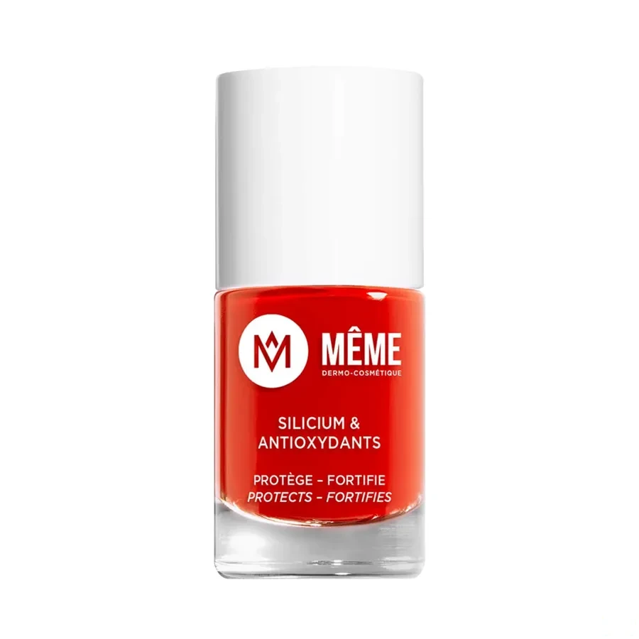 Même Vernis à Ongles au Silicium