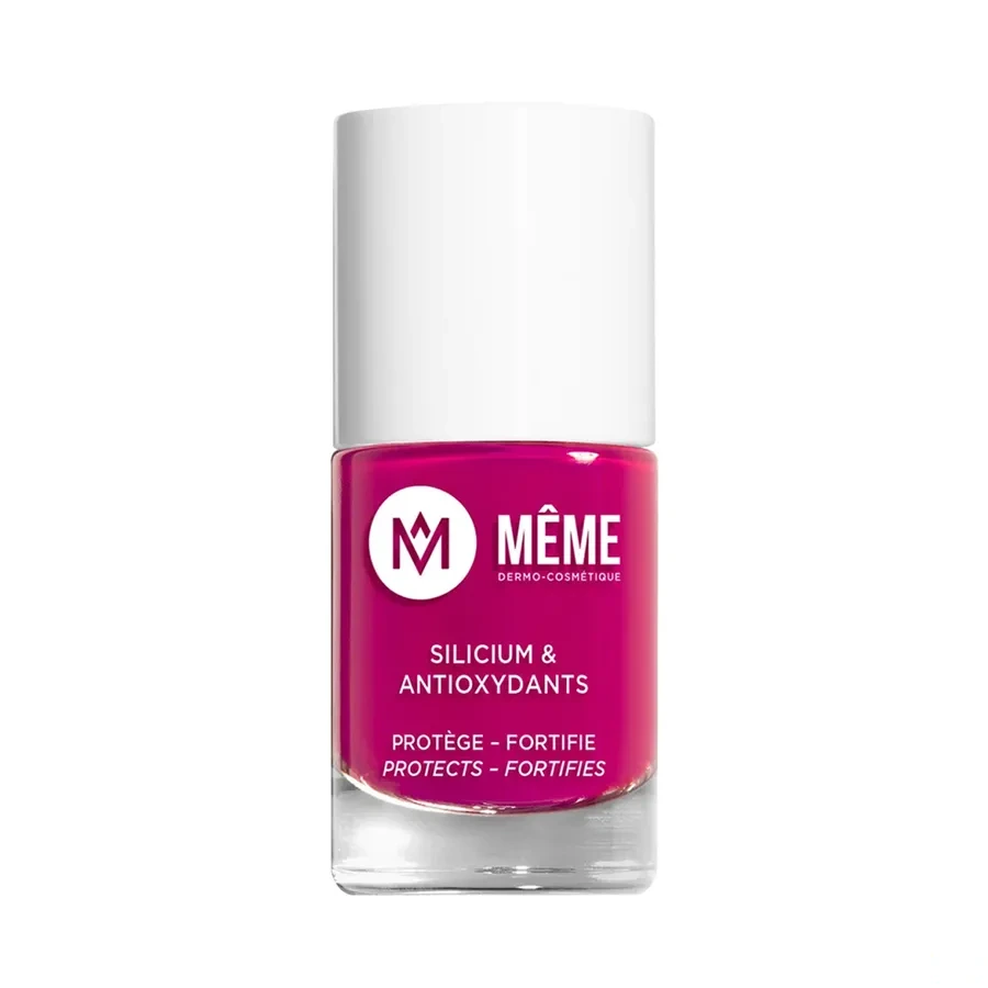 Même Vernis à Ongles au Silicium